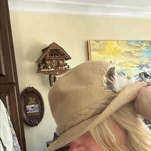 Vintage 7 1/4” Wool Stetson Tan Feathered Hat GUC